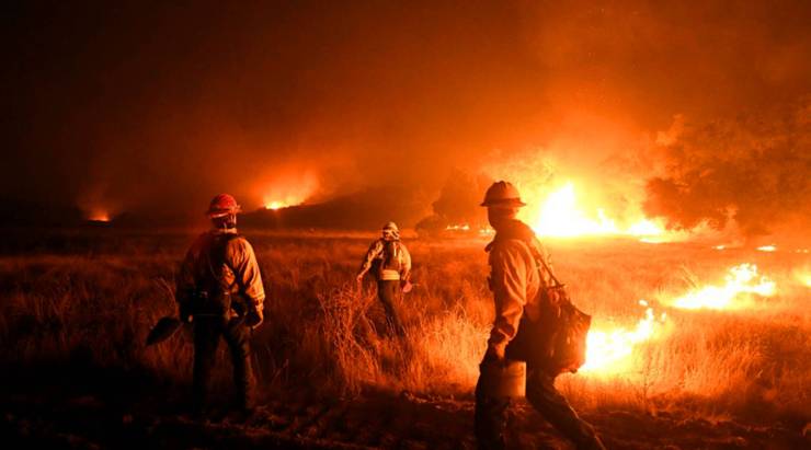 Firefighters light backfires as they try to contain the Thomas wildfire in California in 2017.