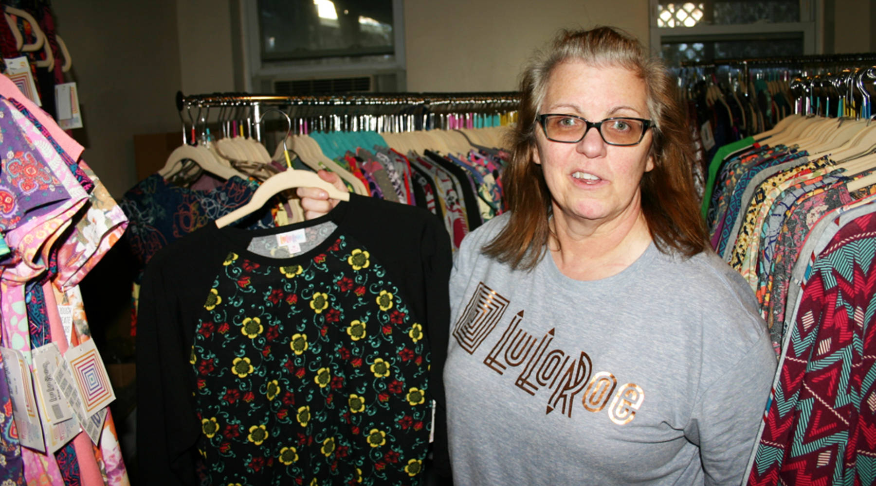 How new direct selling companies like LuLaRoe are benefiting from