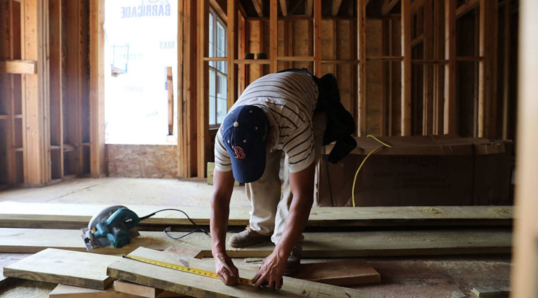 Labor, building material shortages depress U.S. single-family housing  starts