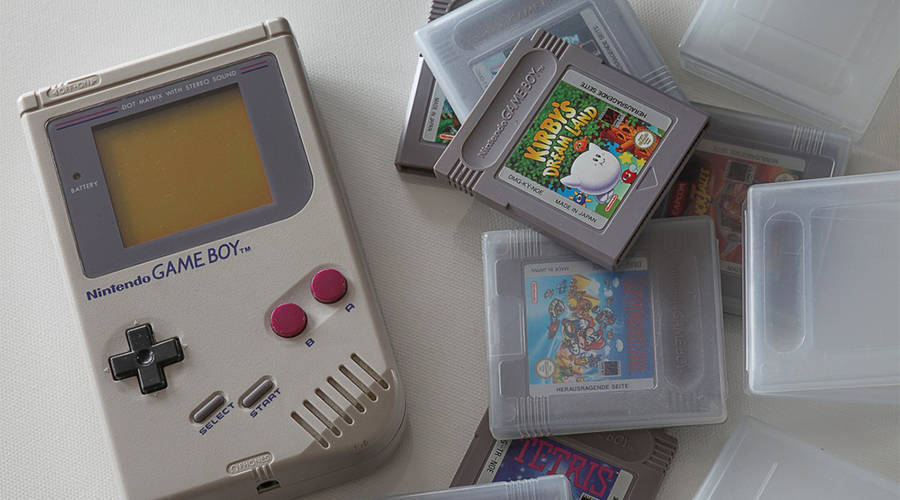 What happens when you put a GameBoy Color game in an Original GameBoy? 