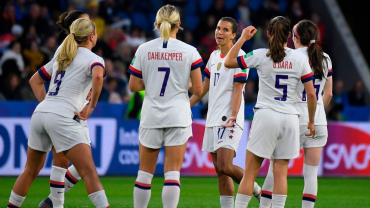 United States' forward Tobin Heath (C) reacts with teammates after scoring a goal during the France 2019 Women's World Cup Group F football match between Sweden and USA, on June 20, 2019, at the Oceane Stadium in Le Havre, northwestern France.