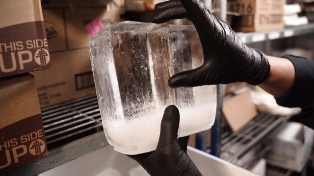 Hello I am trying to R&D clear ice at my job and need some assistance. :  r/cocktails