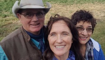 Laura Hamilton with per parents, Lyle and Jeanne Olson, near their new home in Culver, Oregon.