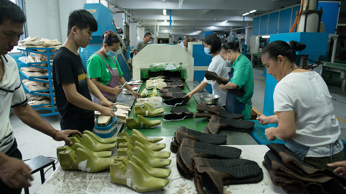 Guangzhou Best Selling New Designer Replica Manufacture Sandals