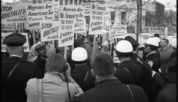 Black protestors outside the White House 1965