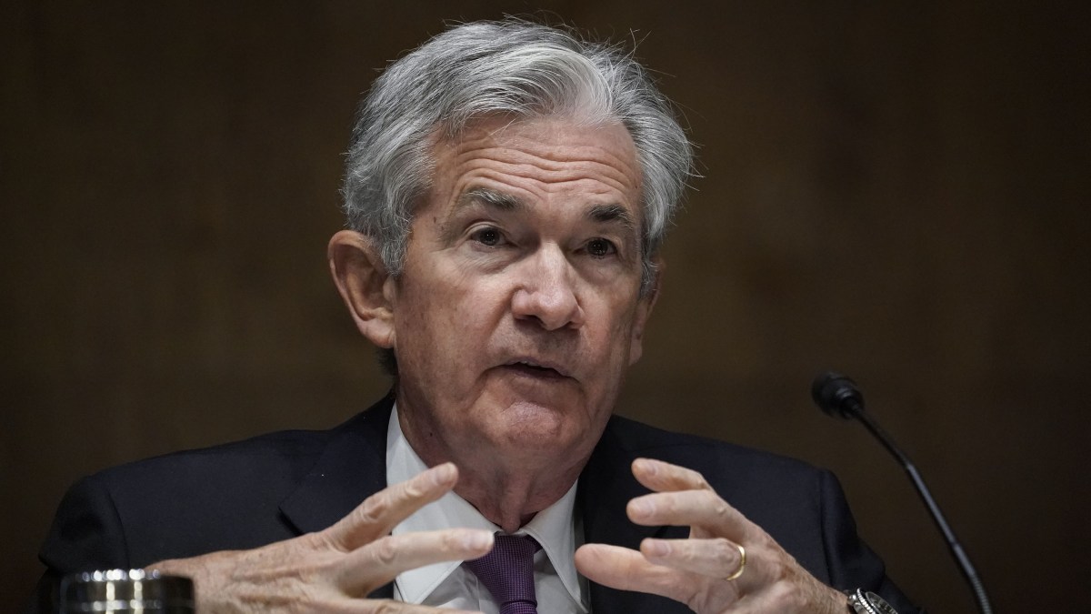 Fed chair says economic recovery depends on managing COVID-19 - Marketplace