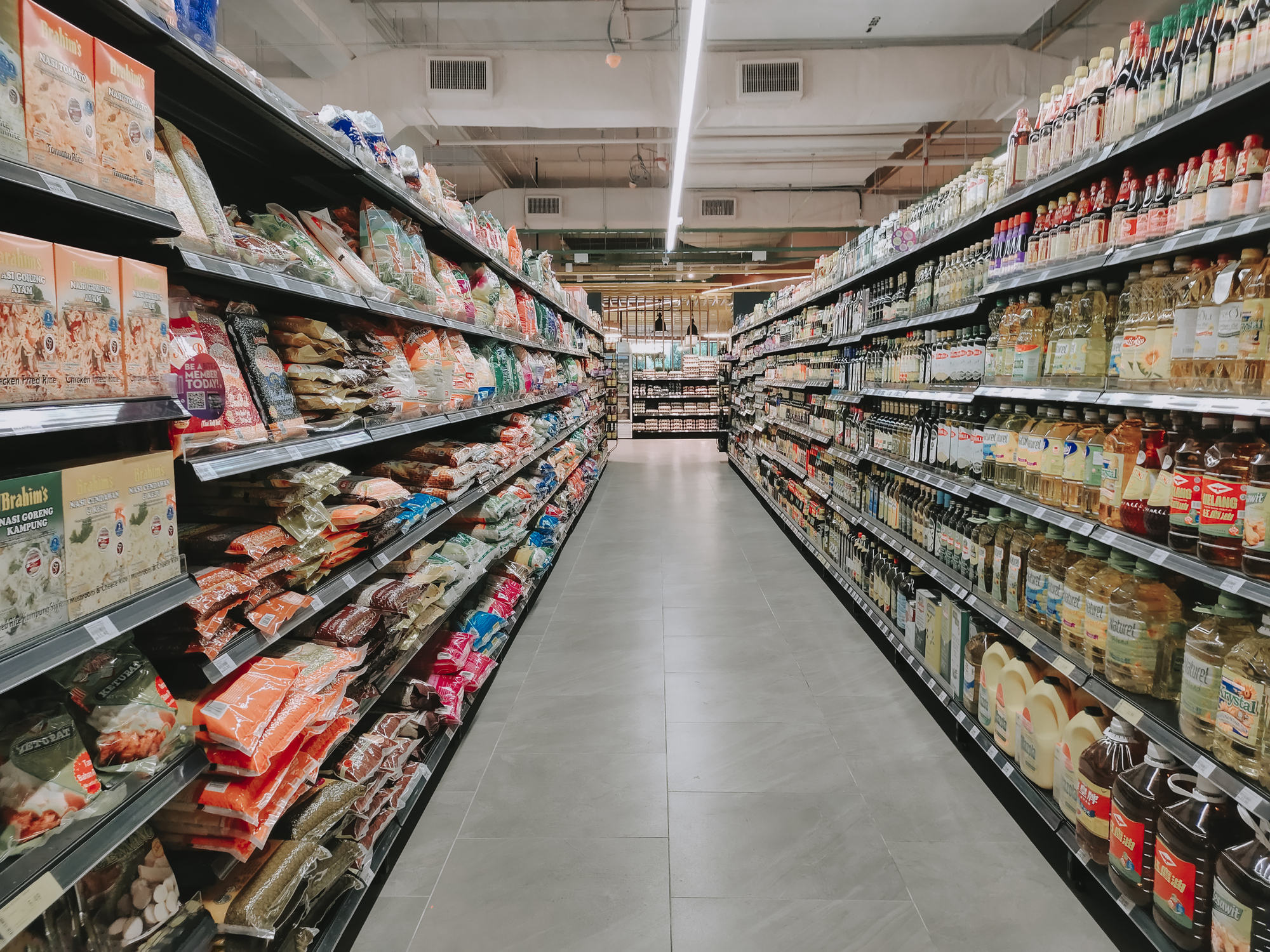 Are in-store grocery chain brands having a moment? - Marketplace