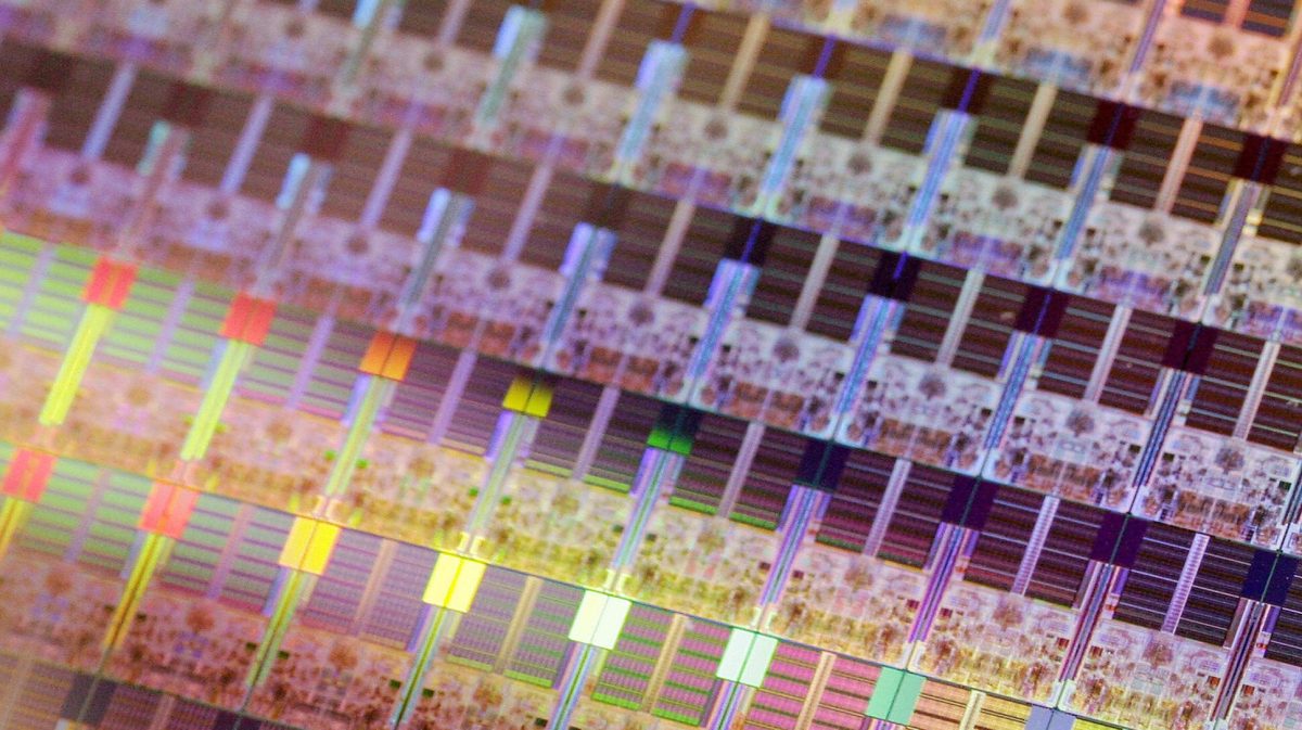 Los chips de las nuevas fábricas de Intel tardarán años en estar listos