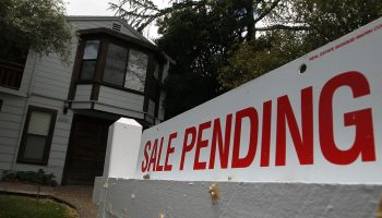 A "Sale pending" sign in front of a home in San Rafael, California.