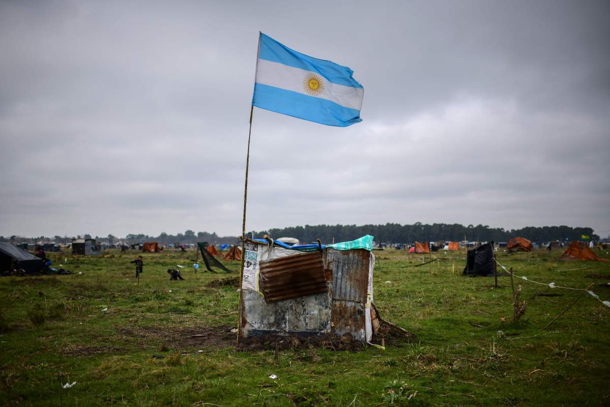 Cómo colapsó la economía argentina – Marketplace