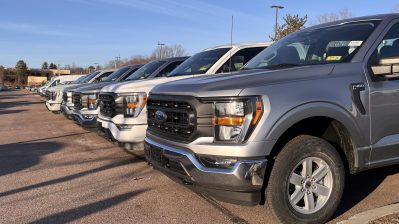 Car dealers' inventories are up, so haggling and incentives are back